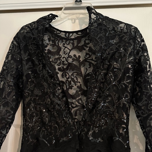 Black Long Sleeve Hight Neck Gown - Picture 4 of 8